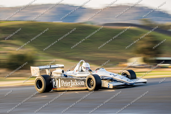 Historic Sports & Racing Cars - 27-32