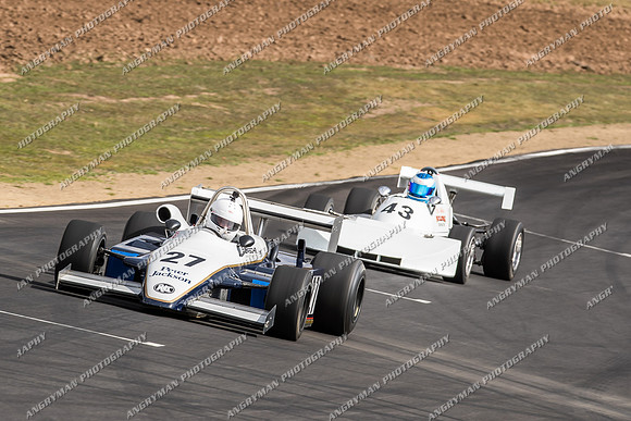 Historic Sports & Racing Cars - 27-4