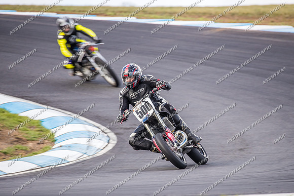 Bike up to 500cc - 500-11