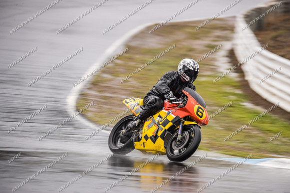 Bike up to 500cc - 6-4