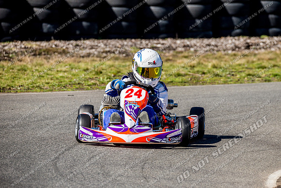 Cadet 12 #24 - Karts - 10th Septermber 2016-5