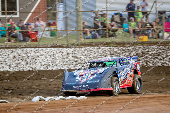 Super Sedan 23 V23 - 15 - Latrobe - 19th Jan 2018 - Grand Prix-10