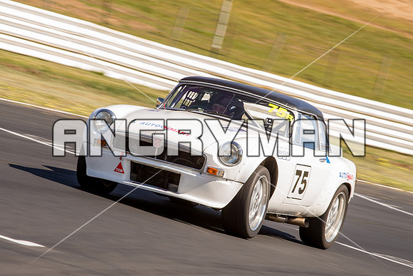 75 Lincoln Spurr MGB GT Group S & Invited - Friday Practice
