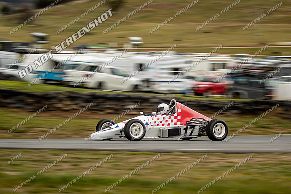 Historic Sports & Racing Cars 17 - Friday-5