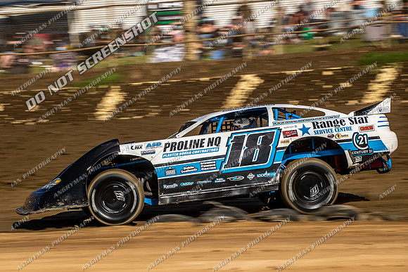 Super Sedan 18 Q18 - 12 - Latrobe - 15th Jan 2022-6