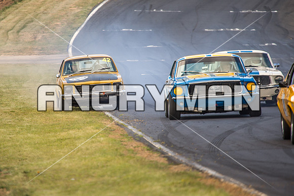 42 Steve James Holden Torana XU1 Group N Over 3 Litre - Sunday