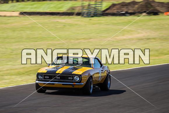 17 Glenn Seton - Camaro 68 - Group N Over Three Litre - Sunday-11