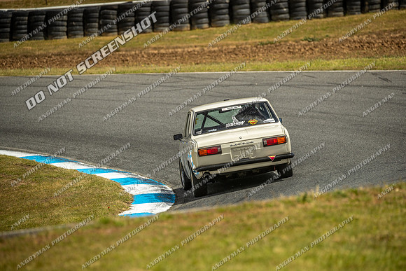 Regularity Sedans - 14 - Baskerville Historics 2024-10