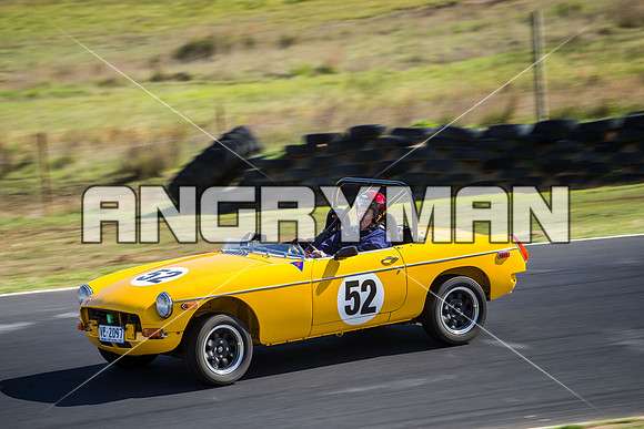 52 John King - MG B - Regularity Marque Sports Cars & Invited - Saturday