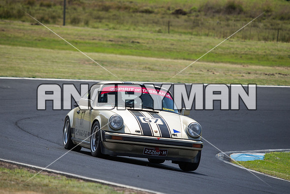 67 Peter Eames - Porsche 911 Carrera - Muscle Car Cup Over Two Litre - Classic - Saturday-11