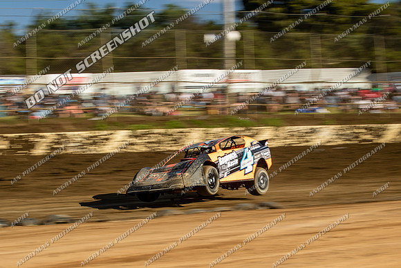 Super Sedan 4 Q4 - 12 - Latrobe - 15th Jan 2022-18