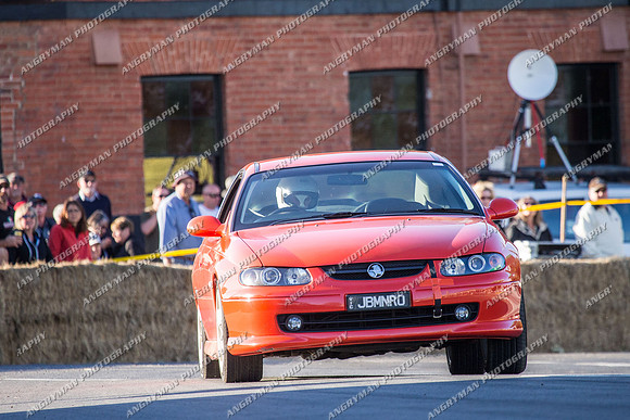 3 Andrew Bond Holden Monaro 2002 - Pub Corner-8
