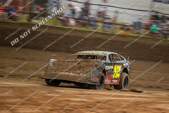 Super Sedan 12 T12 - Friday-8
