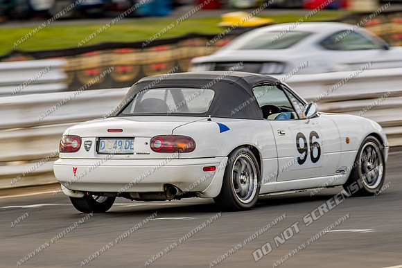 96 - Baskerville Historics 2018-3