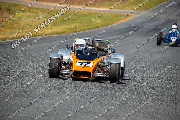 Classic Formula Libre - 17 - Baskerville Historics 2024-3