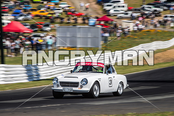 3 Geoff Duggan Datsun 2000 Sports - Muscle Car Cup Under Two Litre - Sunday-6