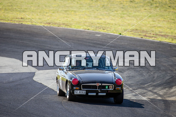 3 Mark Dilger MGB GT 1972 - Regularity Marque Sports Cars & Invited - Sunday