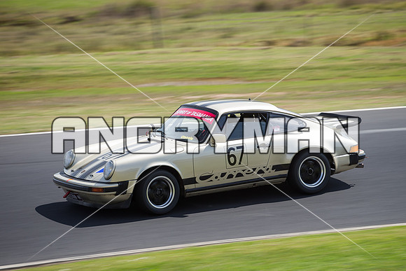 67 Peter Eames - Porsche 911 Carrera - Muscle Car Cup Over Two Litre - Classic - Saturday-5