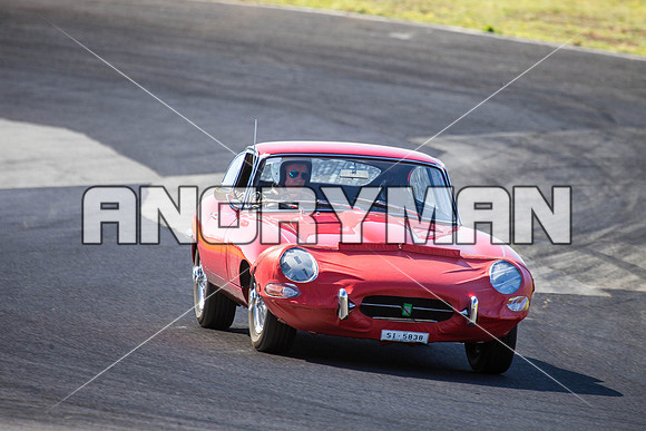 8 Chris Edwards - Jaguar E Type 1962 - Regularity Marque Sports Cars & Invited - Sunday