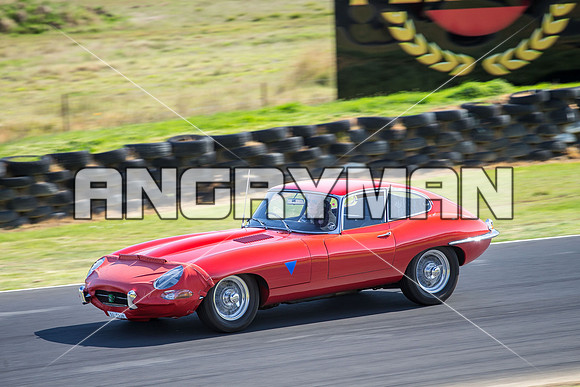 8 Chris Edwards - Jaguar E Type 1962 - Regularity Marque Sports Cars & Invited - Saturday-2