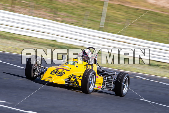 82 Steve Miller Reynard Formula Ford Regularity Sports & Racing Cars Group 2 - Friday Practice