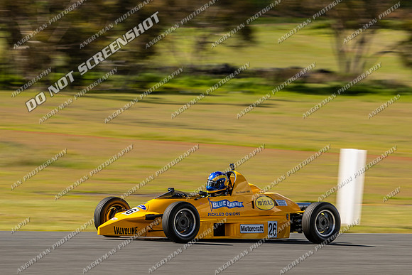 Classic Formula Libre - 26 - Baskerville Historics 2024