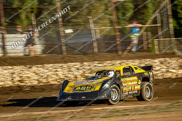 Super Sedan 21 N21 - Friday-2