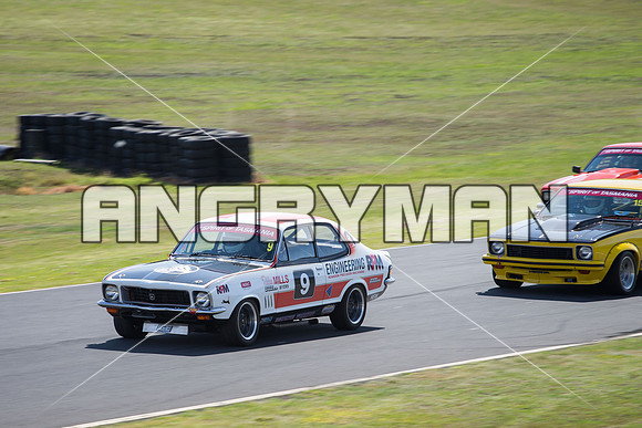 19 Robbie Mills - LJ Torana - Muscle Car Cup Over Two Litres - Classic - Saturday-2