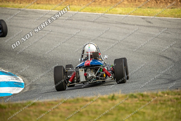 Classic Formula Libre - 27 - Baskerville Historics 2024-11