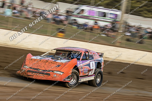 Super Sedan 9 W9 - 14 - Latrobe - 17th Jan 2020-5