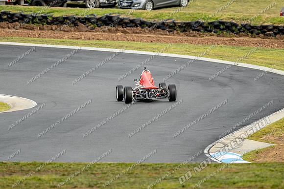 17 - Baskerville Historics 2018-16