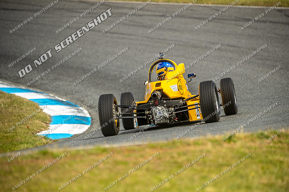 Classic Formula Libre - 26 - Baskerville Historics 2024-16