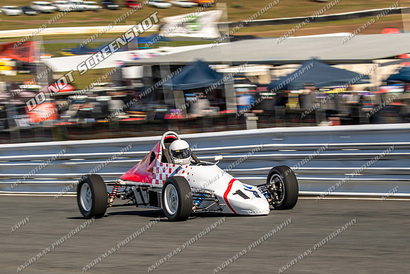 Historic Sports & Racing Cars 17 - Saturday