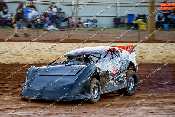 Super Sedan 3 V3 - 26 - Carrick - 30th March 2018-15