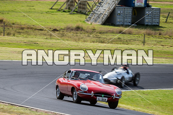 8 Chris Edwards - Jaguar E Type 1962 - Regularity Marque Sports Cars & Invited - Saturday-8