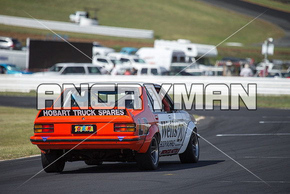 20 Andrew Webster - Torana SLR 5000 - Muscle Car Cup Over Two Litre - Classic - Saturday-2