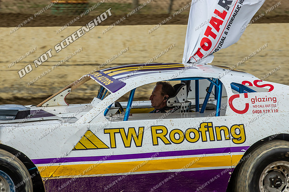 Super Sedan 10 Q10 - Saturday-2