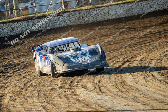 Super Sedan 0 V0 - 12 - Latrobe - 15th Jan 2022-11