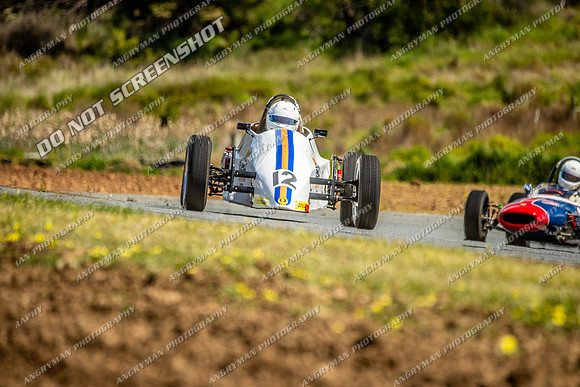 Classic Formula Libre - 12 - Baskerville Historics 2024-2