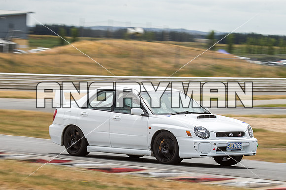 40 - LCCT - 30th November 2014 - Symmons Plains-3