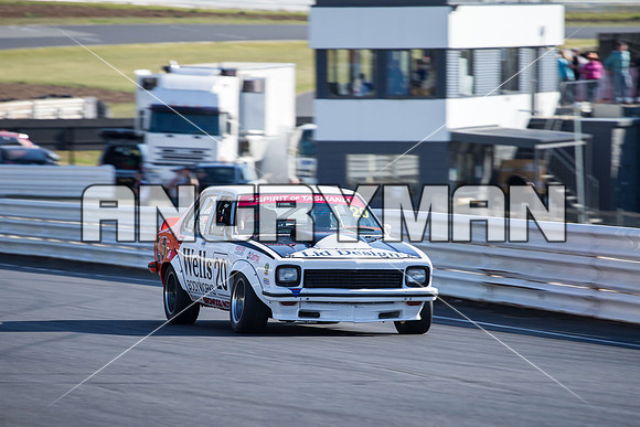 20 Andrew Webster - Torana SLR 5000 - Muscle Car Cup Over Two Litre - Classic - Sunday-7