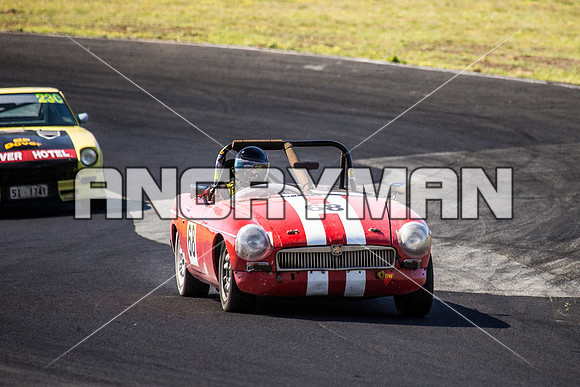 68 David Anderson - MGB Roadster - Group S & Invited - Sunday