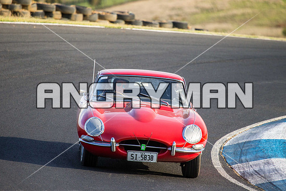 8 Chris Edwards - Jaguar E Type 1962 - Regularity Marque Sports Cars & Invited - Saturday-11