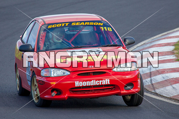 Hyundai 118 Scott Searson - 26th May 2013 - Baskerville-12