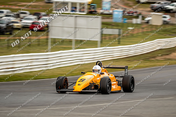 Historic Sports & Racing Cars 9 - Friday-5