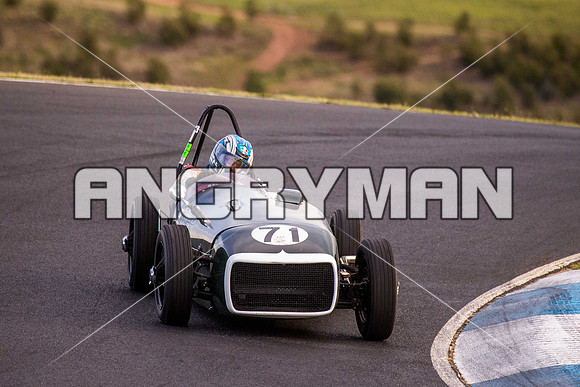 71 Wayne Clark - Crowfoot Holden - Formula Libre & Invited Racing - Saturday-17