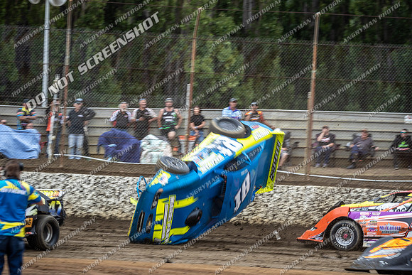 Super Sedan 81 W81 - 15 - Hobart - 25th Jan 2020-9