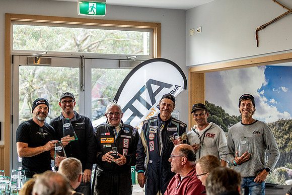 Misc - Podiums JL-6
