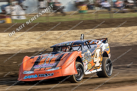 Super Sedan 4 W4 - 14 - Latrobe - 17th Jan 2020