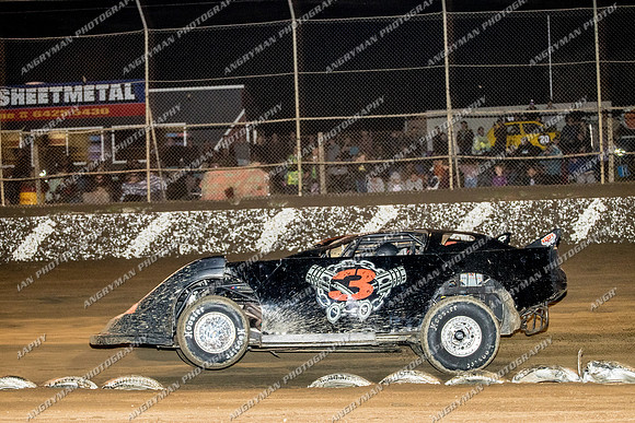 Super Sedan 3 V3 - 16 - Latrobe - 20th Jan 2018 - Grand Prix-13